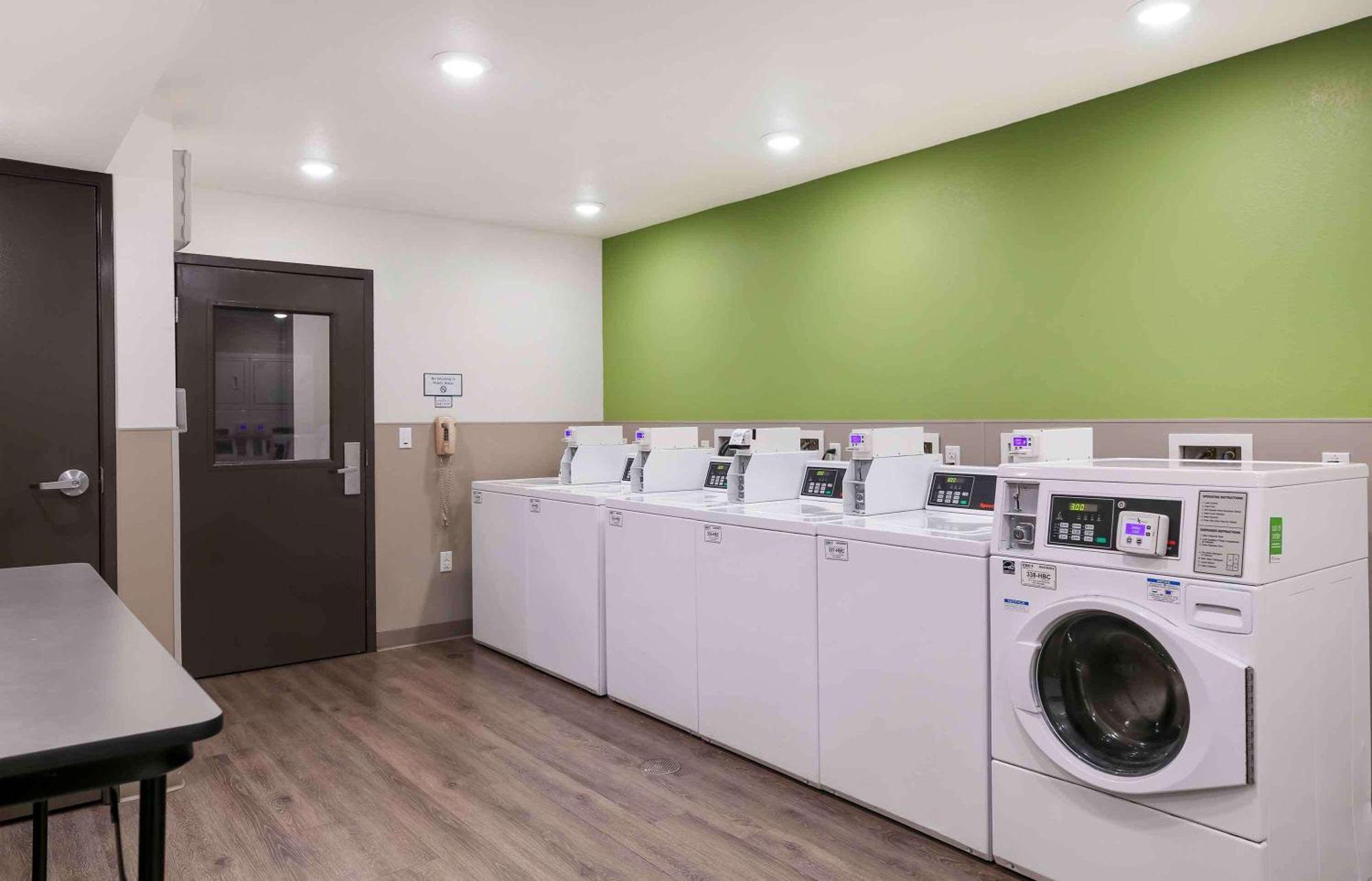 Extended Stay America Suites - Провиденс Экстерьер фото